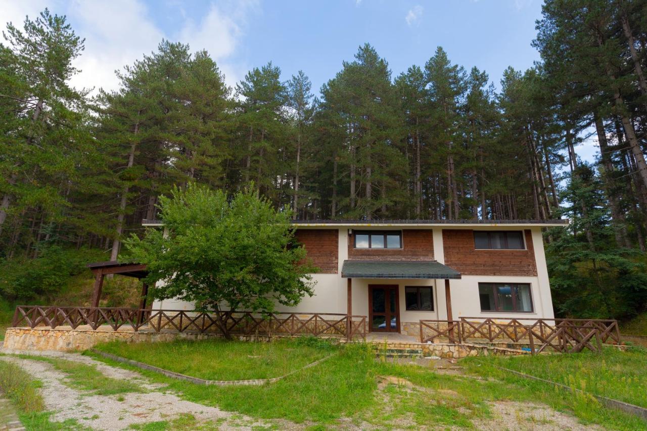 Chalet Lago Taverna  Εξωτερικό φωτογραφία